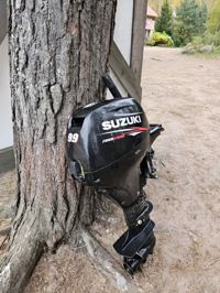 купить 4х-тактный лодочный мотор SUZUKI DF9.9AS Б/У в Москве - фото 