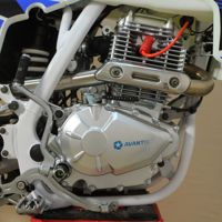 купить Мотоцикл кроссовый эндуро AVANTIS FX 250 (PR250/172FMM-5, ВОЗД.ОХЛ.) ПТС в Москве - фото 