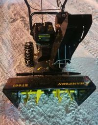 купить Снегоуборщик  ЧЕМПИОН ST661 Б/У в Москве - фото 