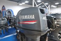 купить 2х-тактный лодочный мотор YAMAHA 40XWS Б/У в Москве - фото 