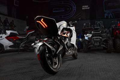 купить Электромотоцикл SHARMAX E-GP501 (72V/90Аh) в Москве - фото 