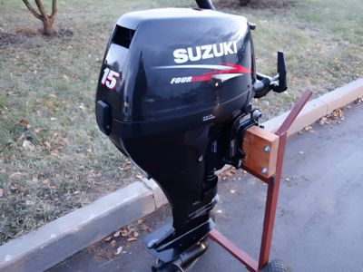 4х-тактный лодочный мотор SUZUKI DF15AS Б/У в Москве