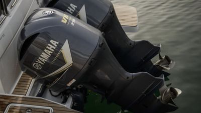 купить 4х-тактный лодочный мотор YAMAHA F350AETX в Москве - фото 