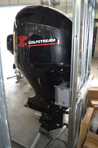 купить 4х-тактный лодочный мотор GOLFSTREAM F115FEL-T EFI в Москве - фото 