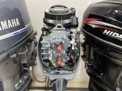 купить 2х-тактный лодочный мотор YAMAHA 40XWS Б/У в Москве - фото 