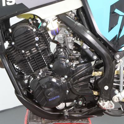 купить Мотоцикл кроссовый эндуро AVANTIS 250 Carb Exclusive (CB250-F/172FMM Design HS черный) ARS в Москве - фото 