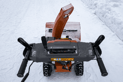 купить Снегоуборщик HUSQVARNA ST 124 в Москве - фото 