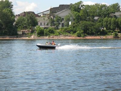купить Лодка ПВХ ФЛАГМАН 420 в Москве - фото 