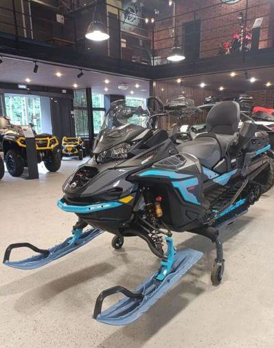 купить Снегоход BRP Commander 900 Ace Turbo (2024) в Москве - фото 