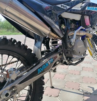 купить Мотоцикл кроссовый эндуро AVANTIS 300 PRO CARB PREMIUM ARS (NC250/177MM, DESIGN HS) с ПТС Б/У в Москве - фото 