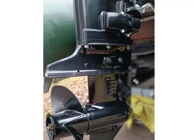 купить 2х-тактный лодочный мотор SUZUKI DT30S Б/У в Москве - фото 