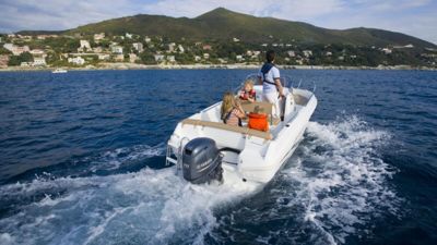 купить 4х-тактный лодочный мотор YAMAHA F70 AETL в Москве - фото 