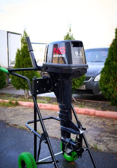 купить 2х-тактный лодочный мотор NISSAN MARINE NM 9.8 B S Б/У в Москве - фото 