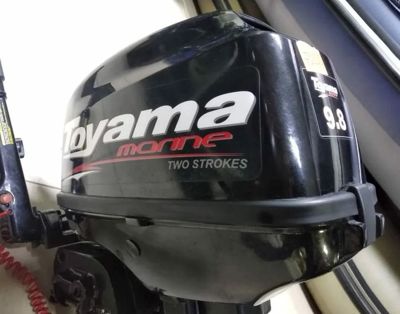 купить 2х-тактный лодочный мотор TOYAMA T9.8BMS Б/У в Москве - фото 