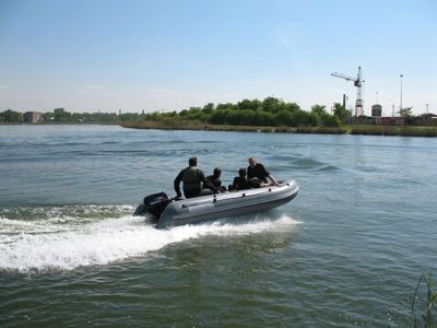 купить Лодка ПВХ ФЛАГМАН 420 в Москве - фото 