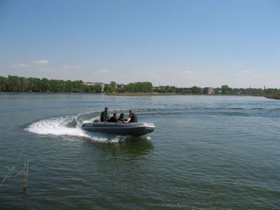 купить Лодка ПВХ ФЛАГМАН 420 в Москве - фото 