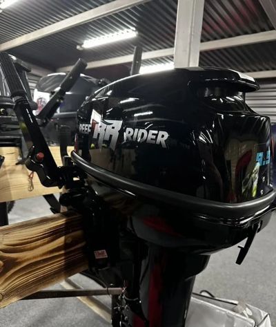 купить 2х-тактный лодочный мотор REEF RIDER RR9.9FHS Б/У в Москве - фото 