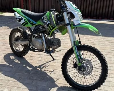 купить Мотоцикл APOLLO RFZ Start 125L 17/14 PITBIKE Б/У в Москве - фото 