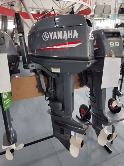 купить 2х-тактный лодочный мотор YAMAHA 25BMHS Б/У в Москве - фото 