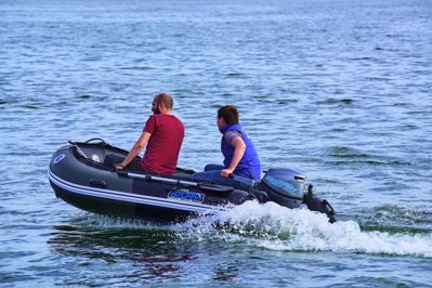 купить Лодка ПВХ STORMLINE Adventure Standard 240 (2024) в Москве - фото 