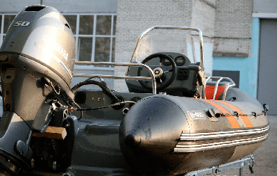 купить Лодка РИБ БУРЕВЕСТНИК 450 ST в Москве - фото 