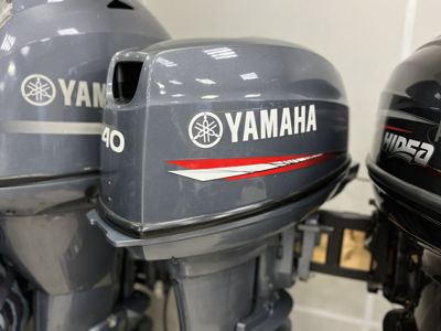 купить 2х-тактный лодочный мотор YAMAHA 40XWS Б/У в Москве - фото 