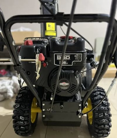 купить Снегоуборщик  ЧЕМПИОН ST656BS Б/У в Москве - фото 