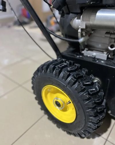 купить Снегоуборщик  ЧЕМПИОН ST656BS Б/У в Москве - фото 