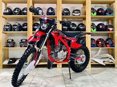 купить Мотоцикл BSE Z10 250 21/18 CROSS Б/У в Москве - фото 