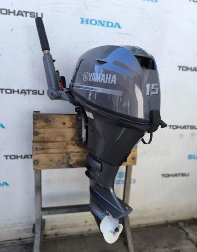 купить 4х-тактный лодочный мотор YAMAHA F15CMHS Б/У в Москве - фото 
