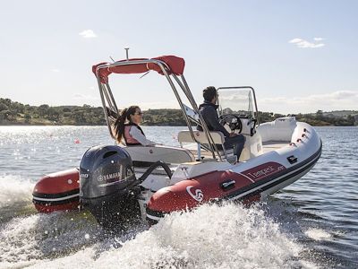 купить 4х-тактный лодочный мотор YAMAHA F80BETL в Москве - фото 