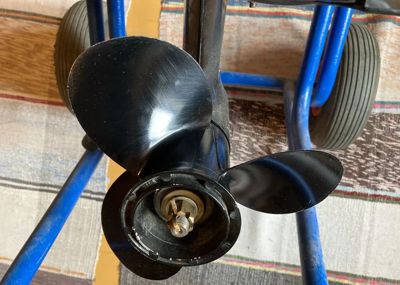 купить 4х-тактный лодочный мотор SUZUKI DF9.9AS Б/У в Москве - фото 