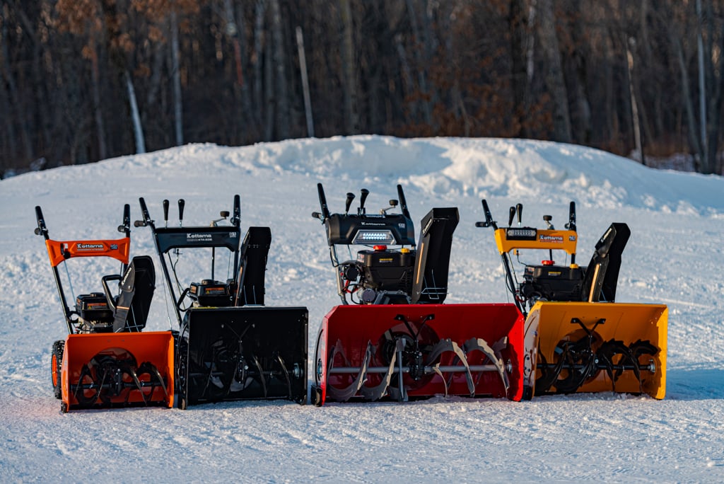 Топ-3 надёжных бензиновых снегоуборщика
