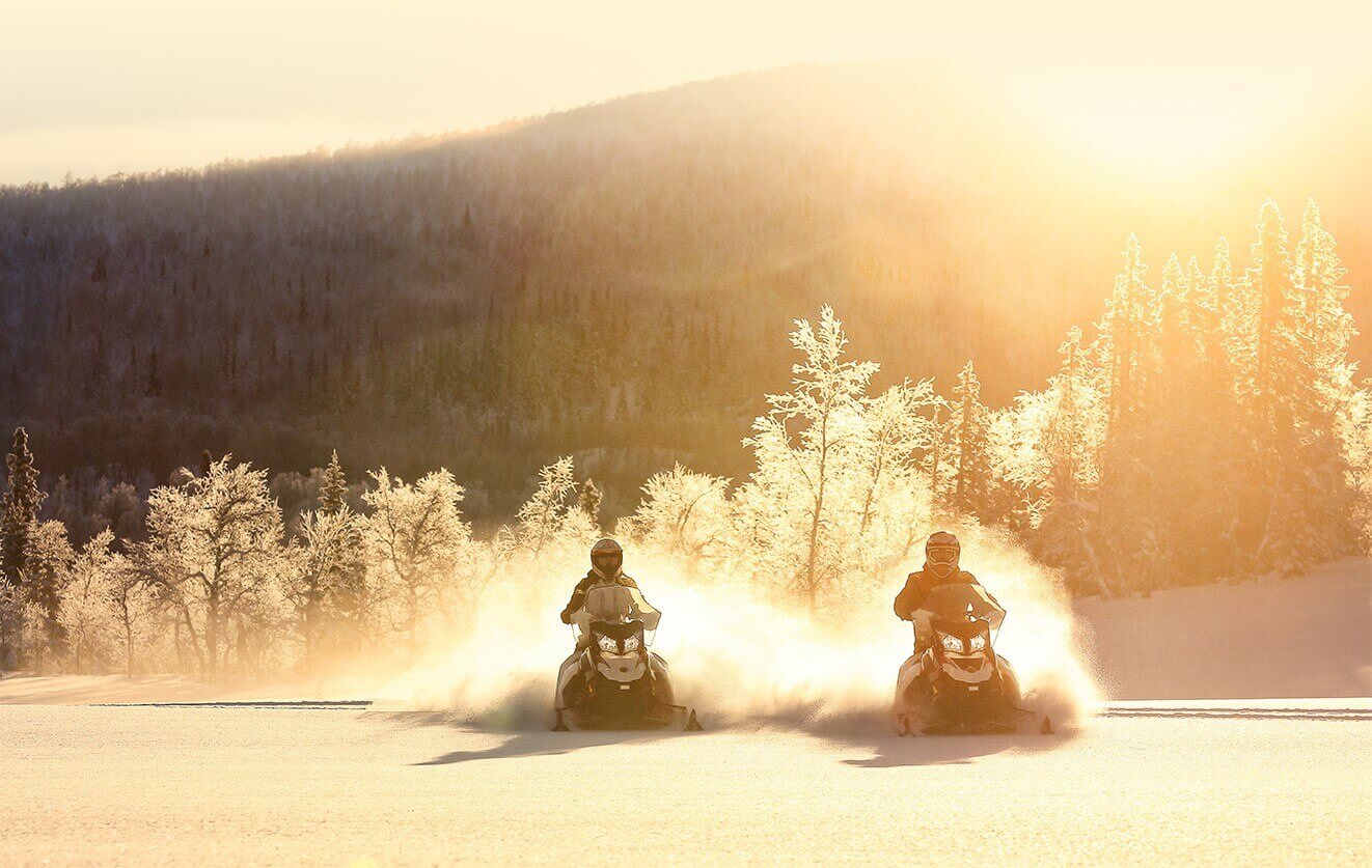 Сцепление с дорогой на снегоходе